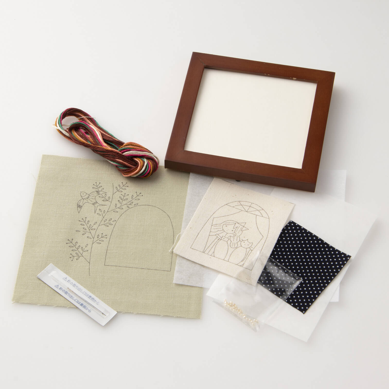 Kit de bordado "Mi vida con gatos: ventana" de Cosmo - Image 3